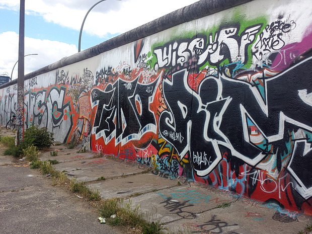 berlin-wall-graffiti-2014-08